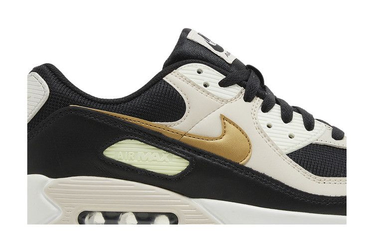 Кроссовки Nike Wmns Air Max 90 'Black Metallic Gold'