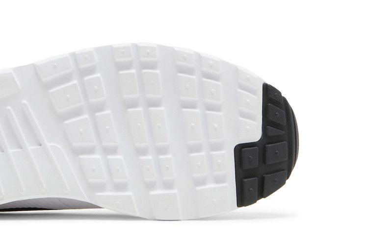 Кроссовки Nike Wmns Air Max Tavas 'White Black'