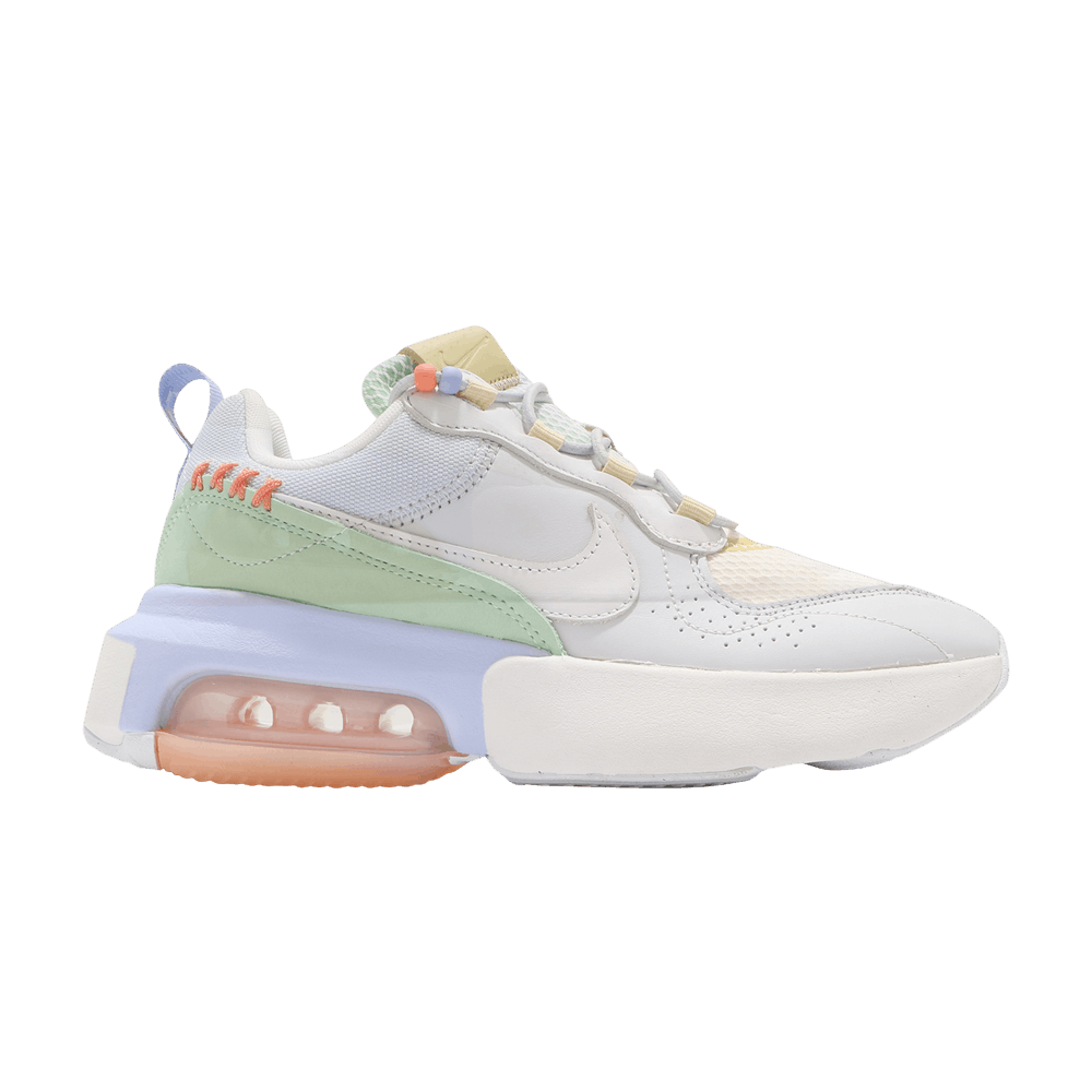 wmns-air-max-verona-photon-dust-cz8683-011