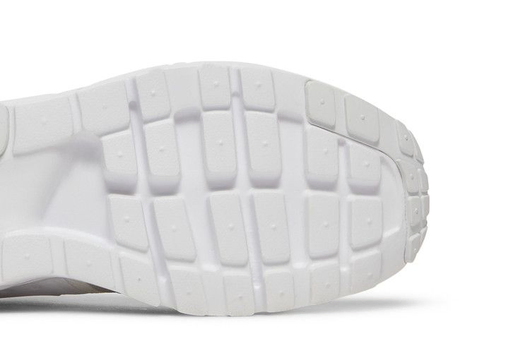 Кроссовки Nike Wmns Air Max Zero