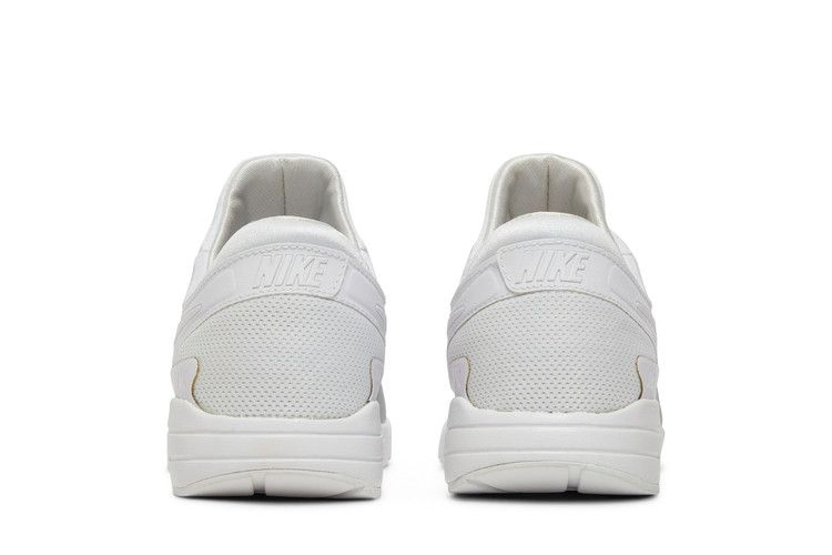 Кроссовки Nike Wmns Air Max Zero