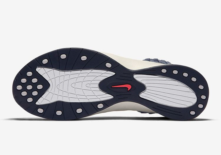 Кроссовки Nike Wmns Air Woven