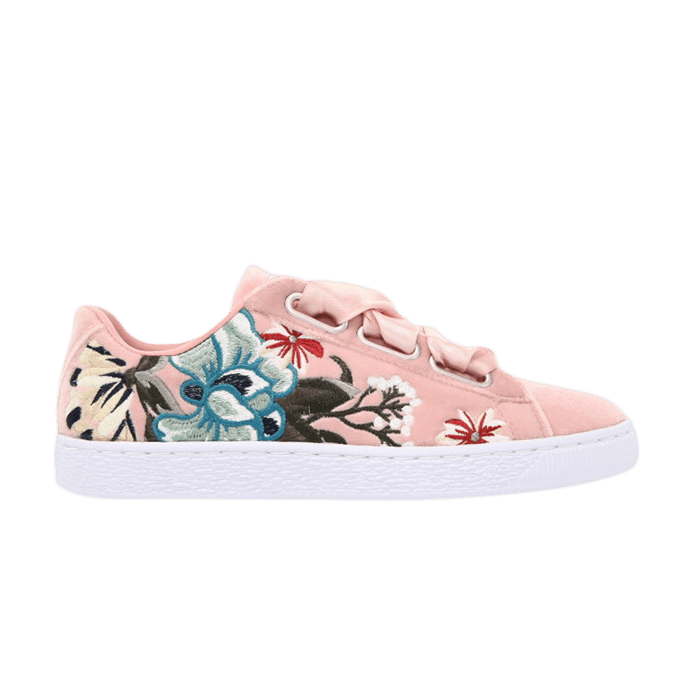 wmns-basket-heart-hyper-embroidery-peach-366116-02