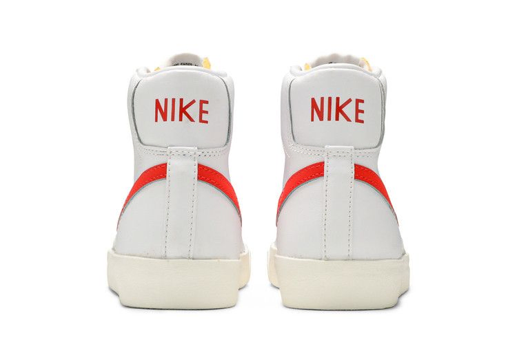 Кроссовки Nike Wmns Blazer '77 Vintage Mid 'Habanero Red'