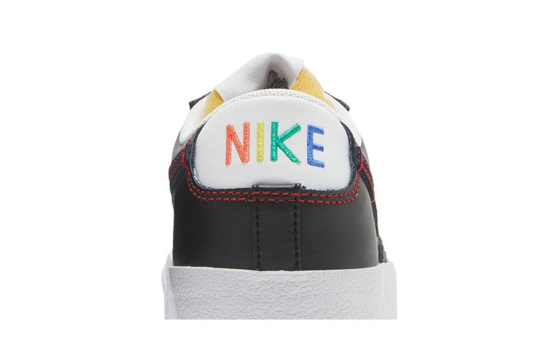 Кроссовки Nike Wmns Blazer Low '77 'Black'