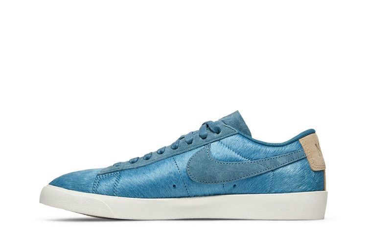 Кроссовки Nike Wmns Blazer Low LX 'Fashion Week'