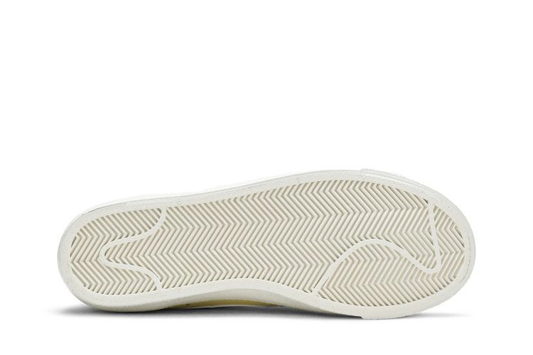 Кроссовки Nike Wmns Blazer Mid '77 'Bicycle Yellow'