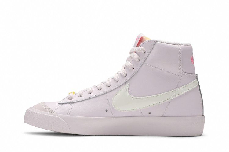 Кроссовки Nike Wmns Blazer Mid 77 'Digital Pink'