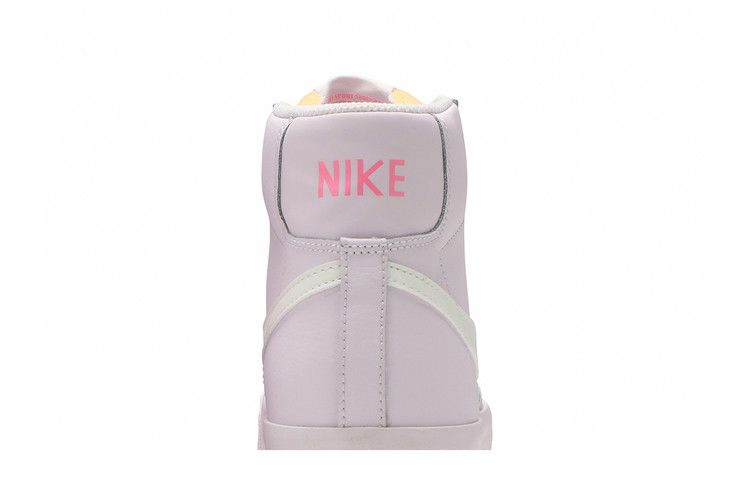 Кроссовки Nike Wmns Blazer Mid 77 'Digital Pink'