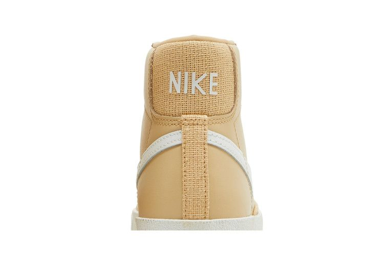 Кроссовки Nike Wmns Blazer Mid '77 'Sesame'