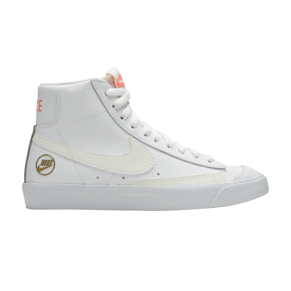 wmns-blazer-mid-77-vintage-gold-emblem-dc1421-100