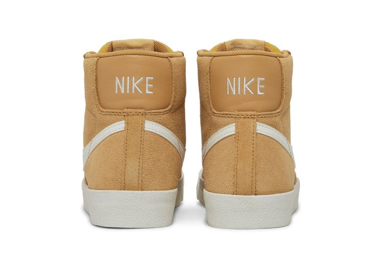 Кроссовки Nike Wmns Blazer Mid '77 'Wheat Suede'