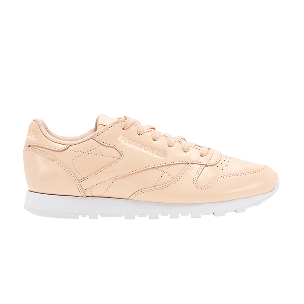 wmns-classic-leather-patent-desert-dust-cn0771