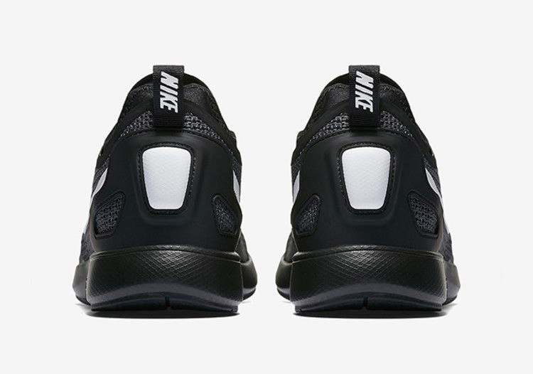 Кроссовки Nike Wmns Duel Racer