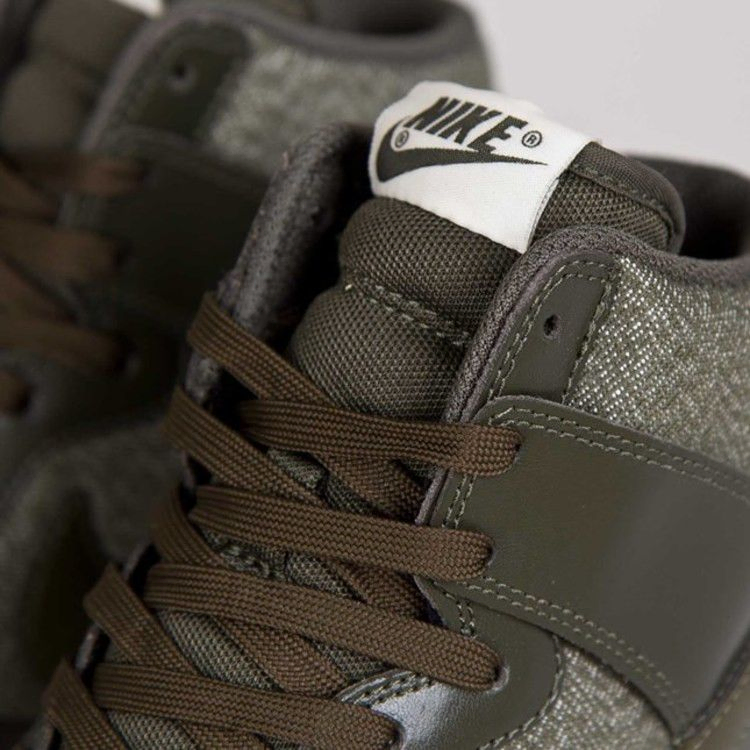 Кроссовки Nike Wmns Dunk Sky Hi Essential