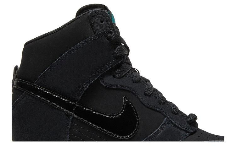 Кроссовки Nike Wmns Dunk Sky Hi Essential 'Black Gum'