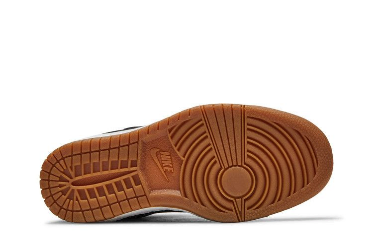 Кроссовки Nike Wmns Dunk Sky Hi Essential 'Black Gum'