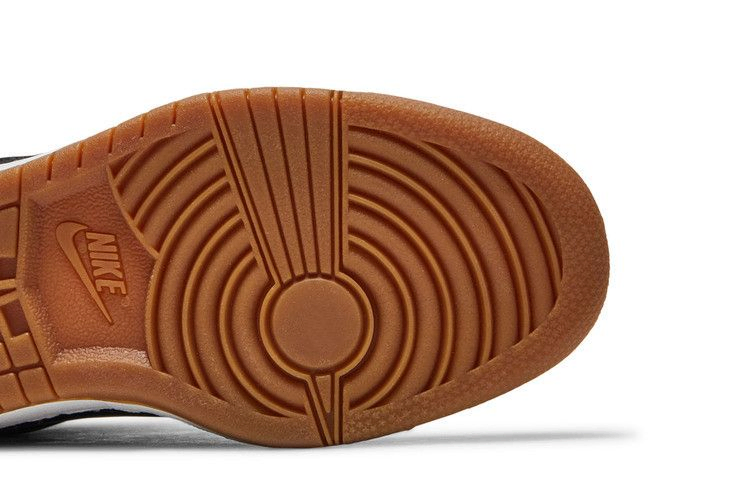 Кроссовки Nike Wmns Dunk Sky Hi Essential 'Black Gum'