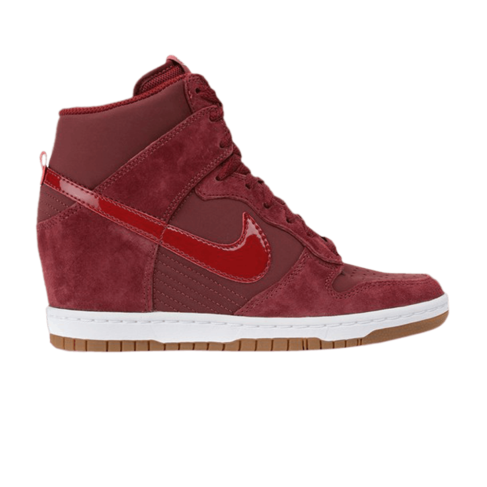 Кроссовки Nike Wmns Dunk Sky High Essential 'Team Red'