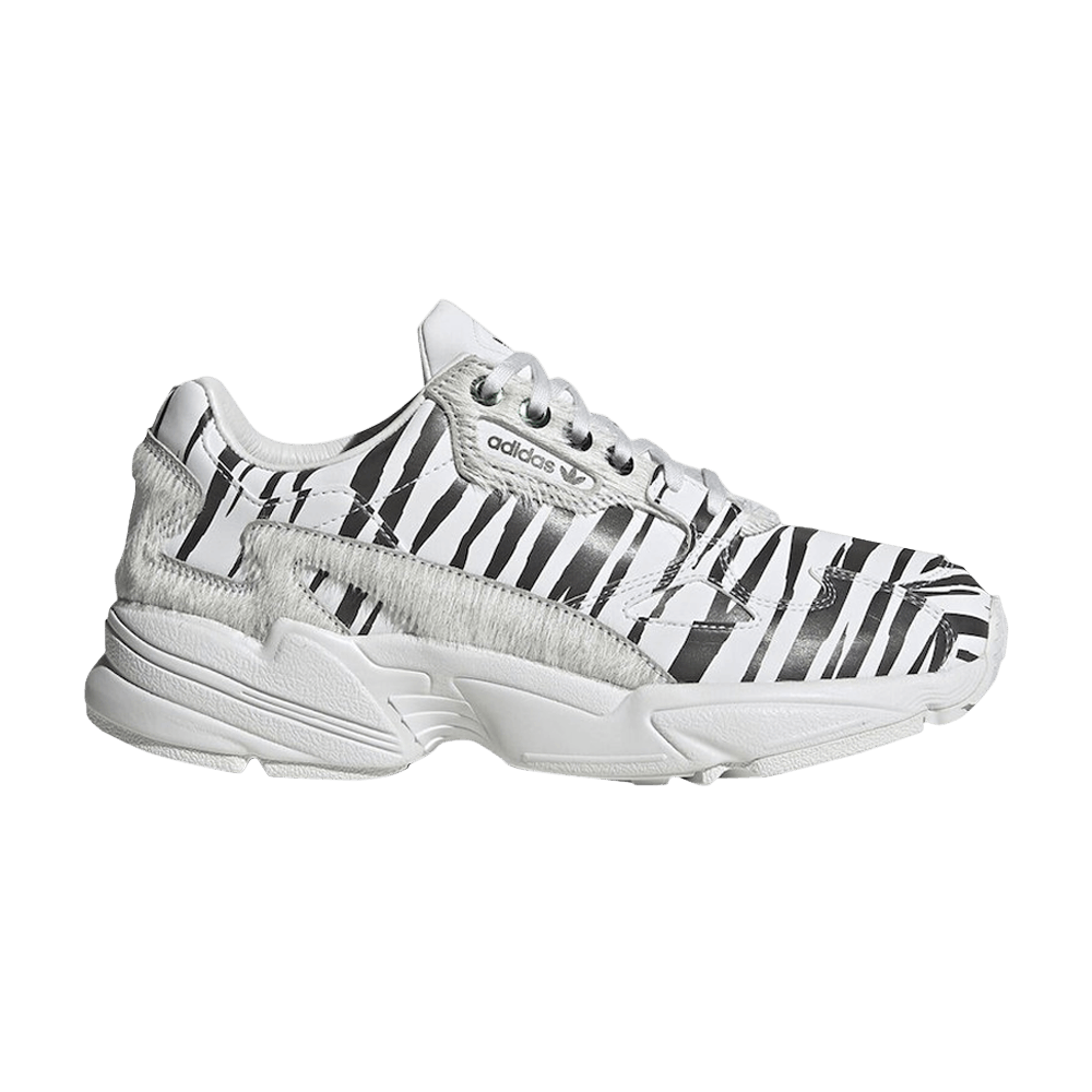 wmns-falcon-animal-pack-fv4049