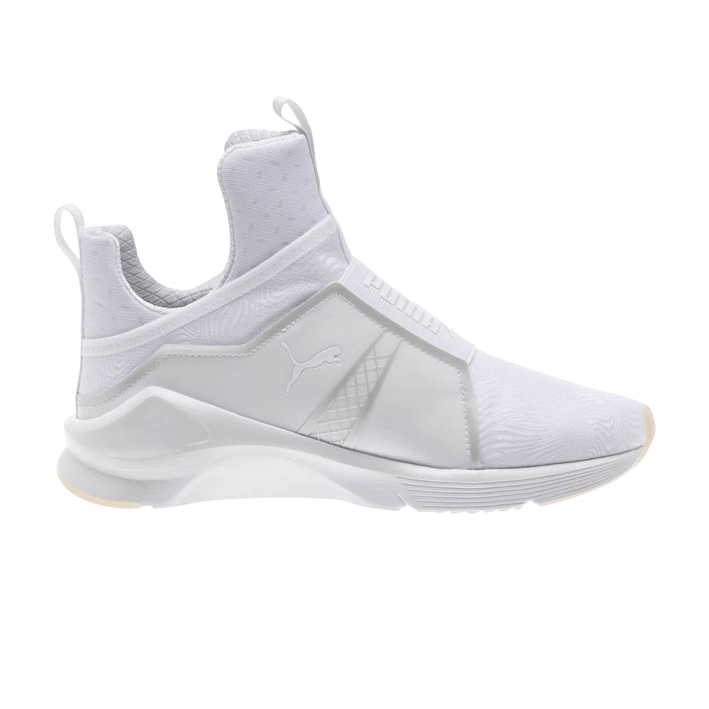 wmns-fierce-bright-white-189738-03