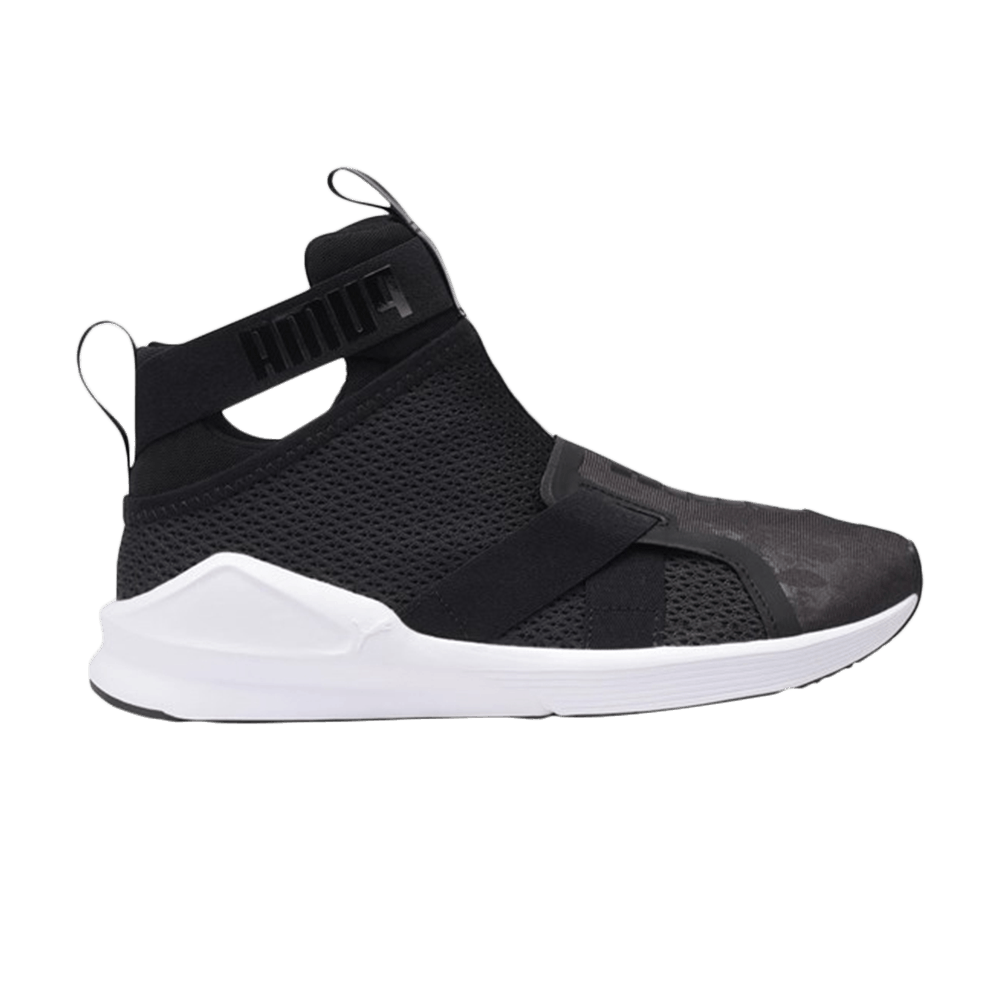 wmns-fierce-strap-black-189463-03