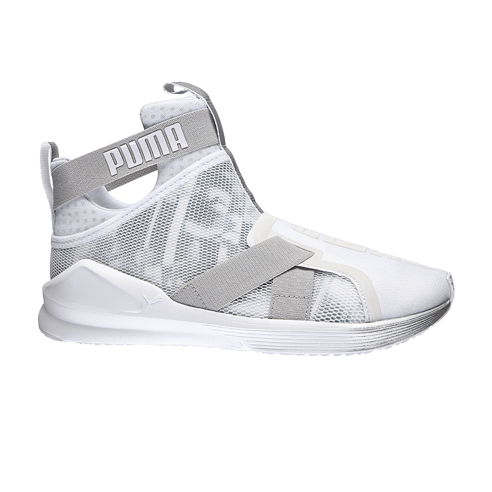 wmns-fierce-strap-swan-189461-02