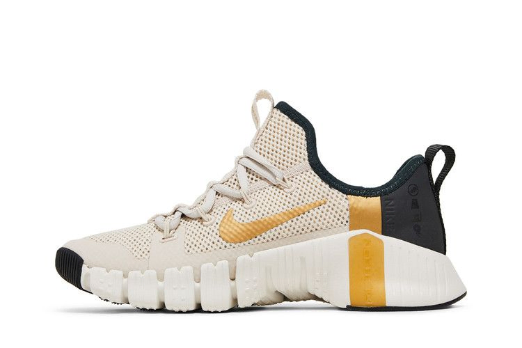 Кроссовки Nike Wmns Free Metcon 3 'Light Orewood Brown'