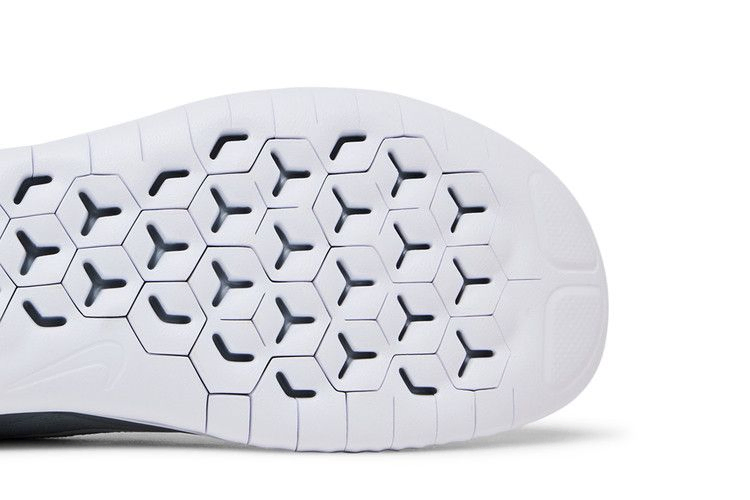 Кроссовки Nike Wmns Free RN 2018 'Wolf Grey'