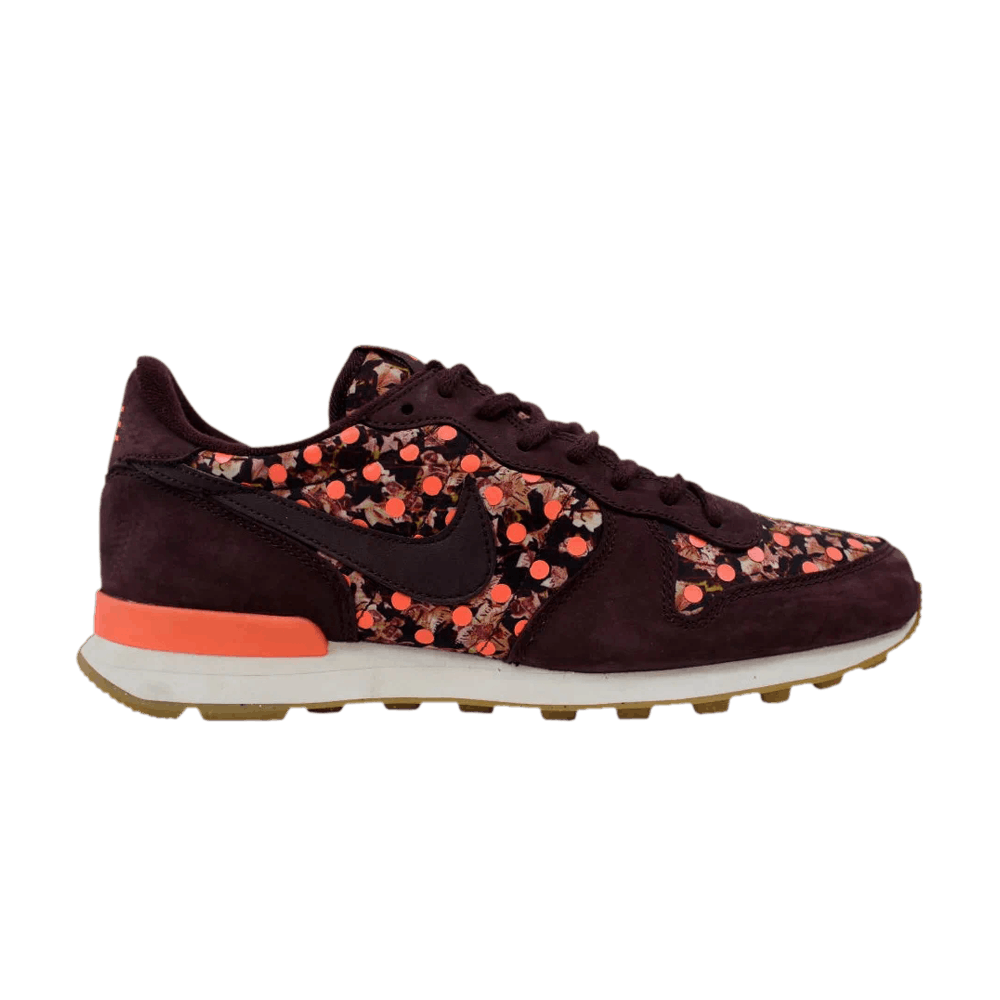 Кроссовки Nike Wmns Internationalist LIB QS 'Deep Burgundy'
