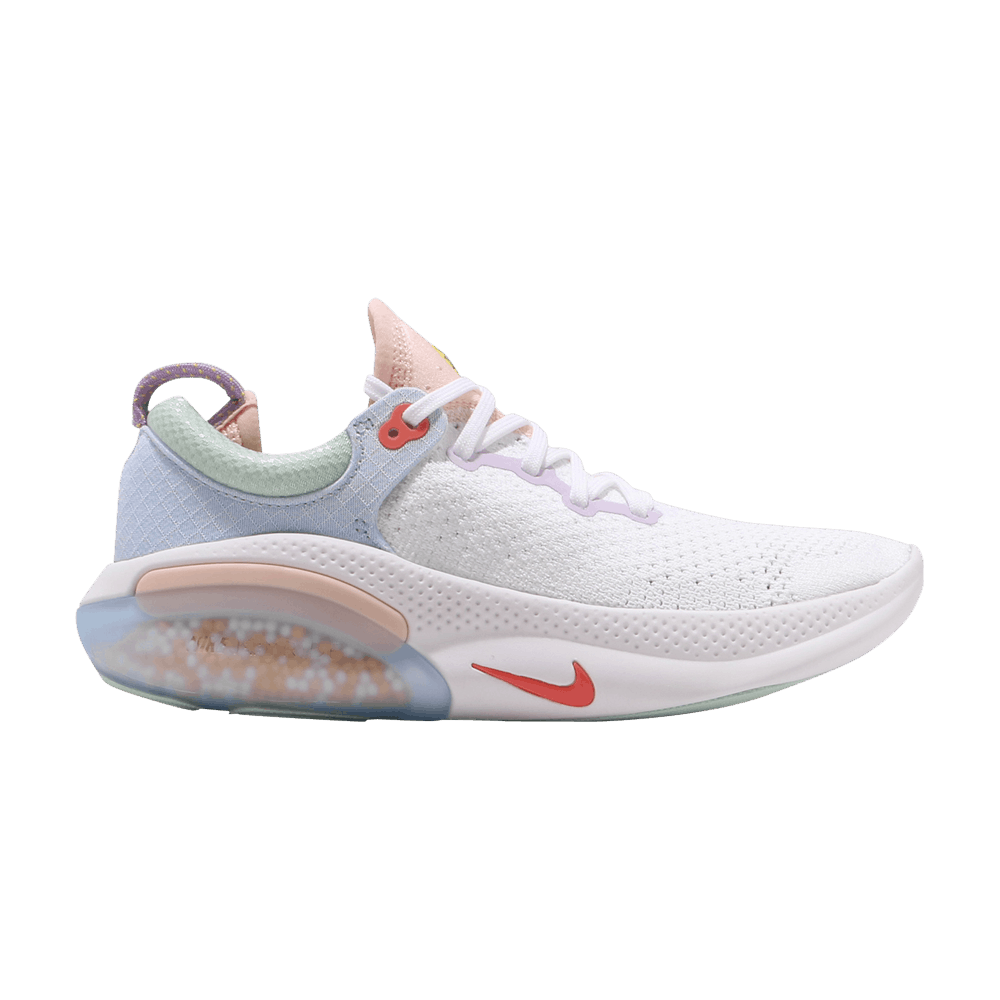 wmns-joyride-run-flyknit-magic-ember-cw2642-181