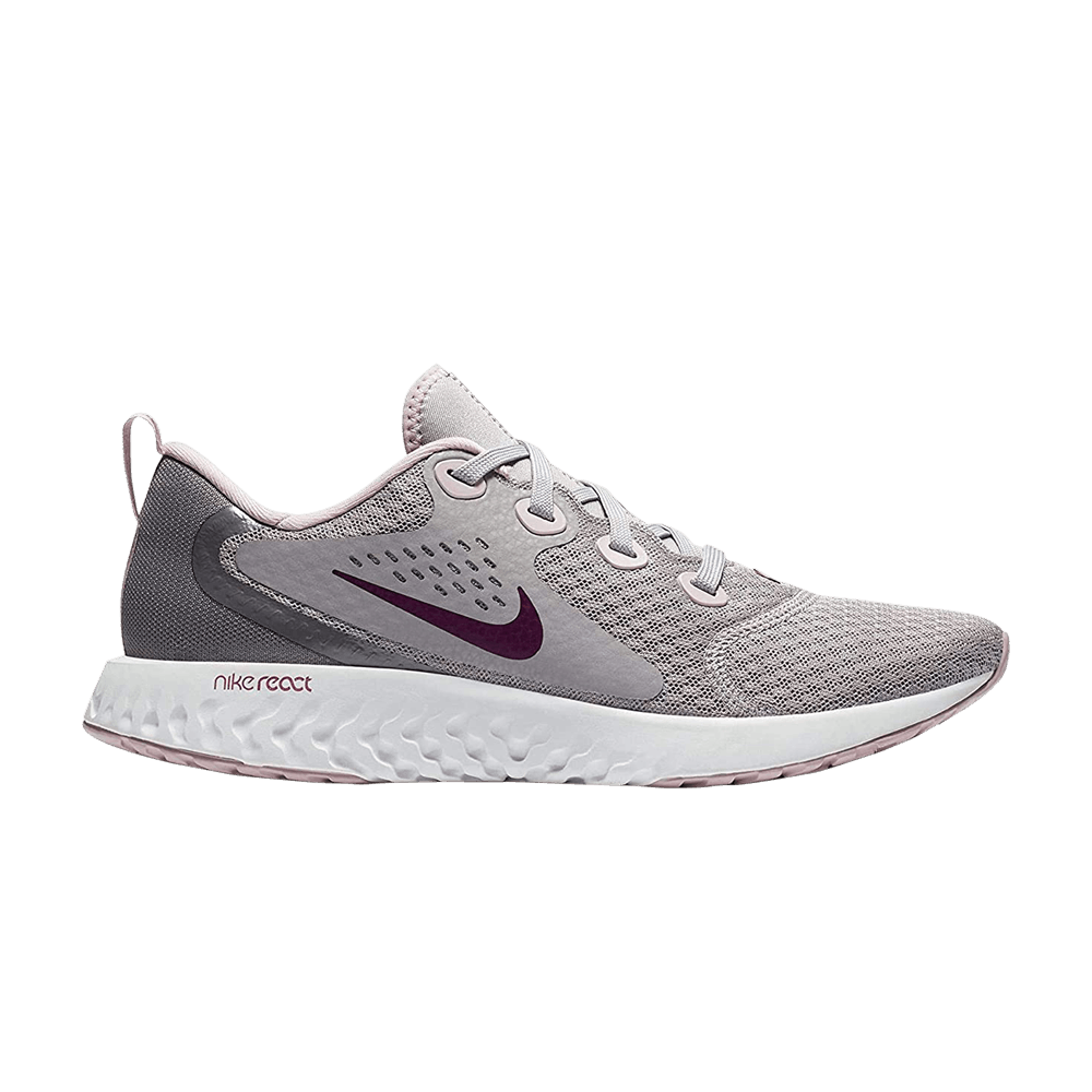 wmns-legend-react-atmosphere-grey-true-berry-bv6134-001