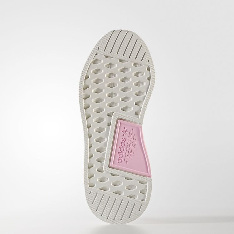 Кроссовки adidas Wmns NMD_R2 'Wonder Pink'