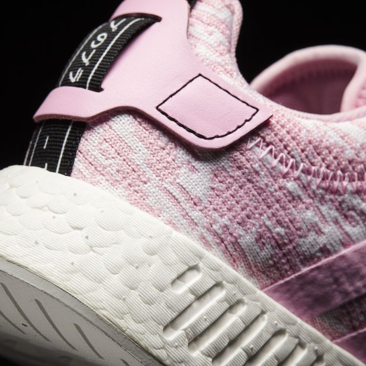 Кроссовки adidas Wmns NMD_R2 'Wonder Pink'