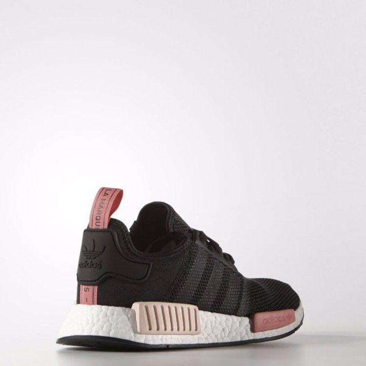 Кроссовки adidas Wmns NMD_R1 'Peach Pink'