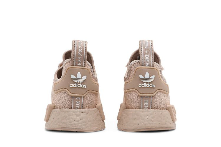 Кроссовки adidas Wmns NMD_R1 'Ash Pearl'
