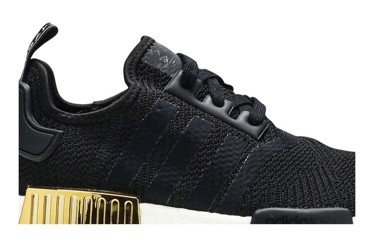 Кроссовки adidas Wmns NMD_R1 'Black Gold Metallic'