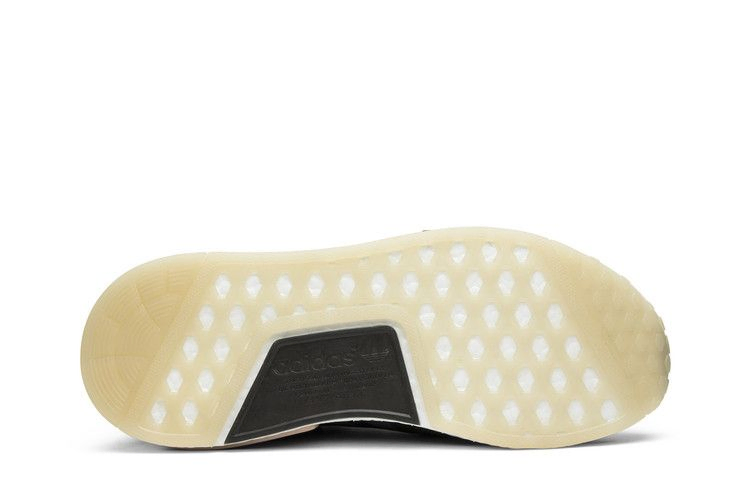 Кроссовки adidas Wmns NMD_R1 'Black Indigo'