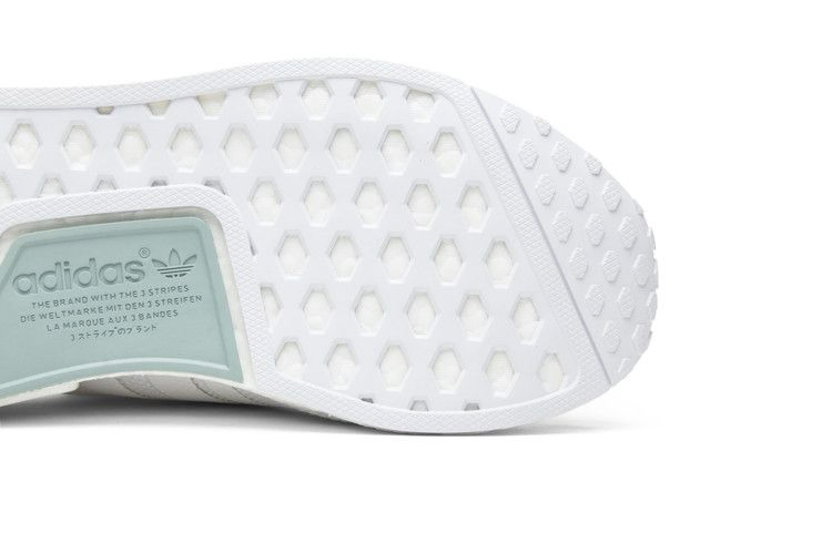 Кроссовки adidas Wmns NMD_R1 'Tactile Green'