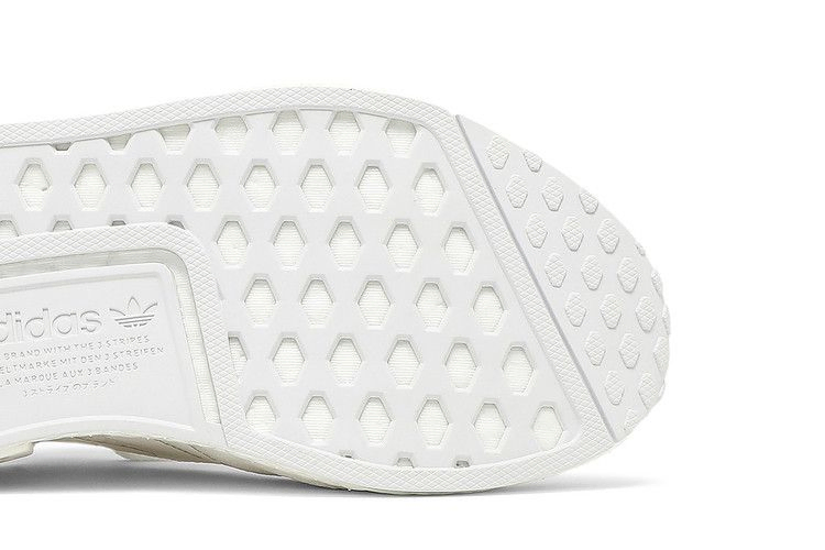Кроссовки adidas Wmns NMD_R1 'Cloud White'