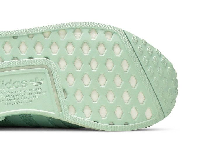 Кроссовки adidas Wmns NMD_R1 'Dash Green'