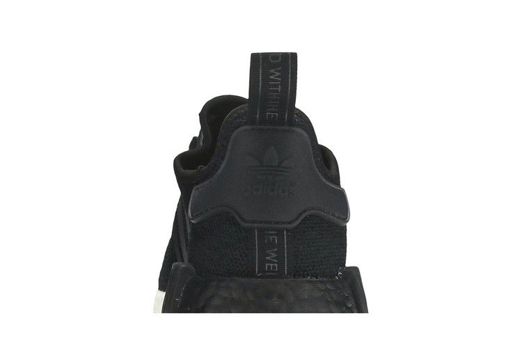 Кроссовки adidas Wmns NMD_R1 'Fading Glitch - Black'
