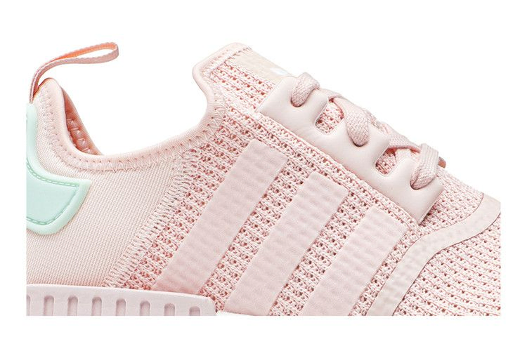 Кроссовки adidas Wmns NMD_R1 'Icey Pink Mint'