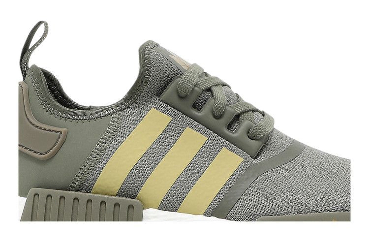 Кроссовки adidas Wmns NMD_R1 'Legacy Green'