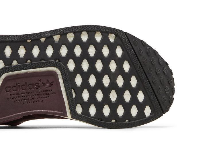 Кроссовки adidas Wmns NMD_R1 'Burgundy'