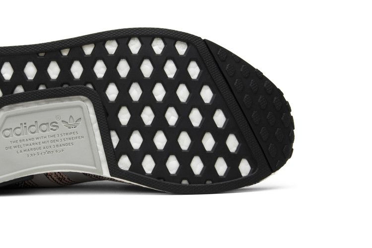 Кроссовки adidas Wmns NMD_R1 Primeknit 'Sun Glow'