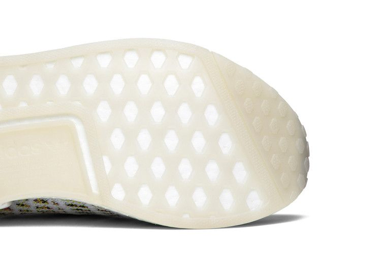 Кроссовки adidas Wmns NMD_R1 Primeknit 'Semi-Solar Yellow'