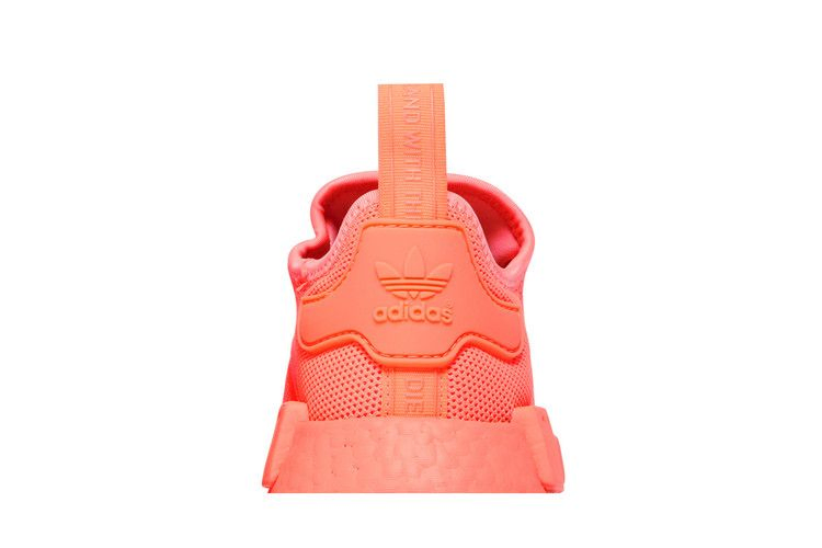 Кроссовки adidas Wmns NMD_R1 'Signal Coral'