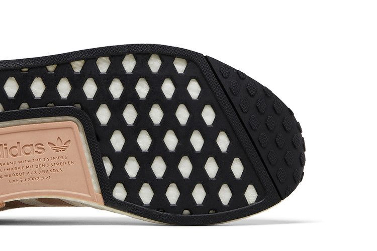 Кроссовки adidas Wmns NMD_R1 'White Ash Pearl'