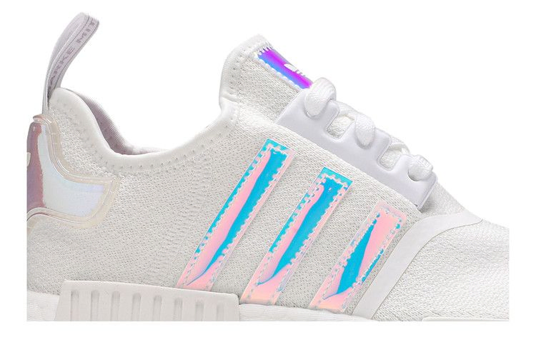 Кроссовки adidas Wmns NMD_R1 'White Iridescent'
